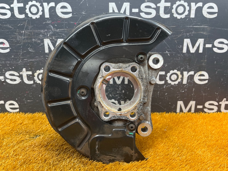 кулак поворотный, 2000 рублей, Красноярск