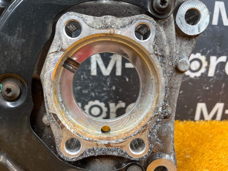 кулак поворотный, 2000 рублей, Красноярск