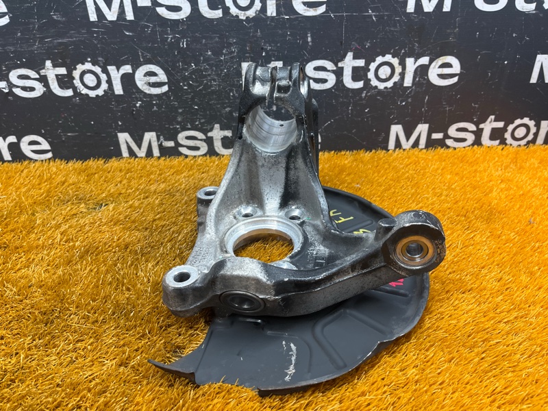 кулак поворотный, 2000 рублей, Красноярск