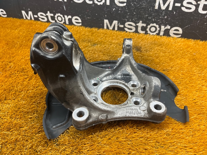 кулак поворотный, 2000 рублей, Красноярск