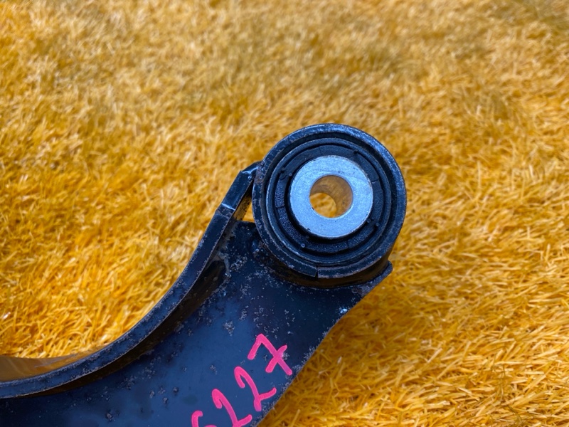 Рычаг подвески верхний, 1500 рублей, Красноярск