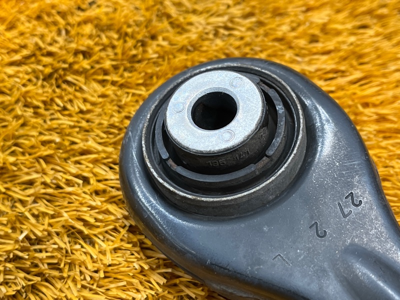 Рычаг подвески верхний, 1000 рублей, Красноярск