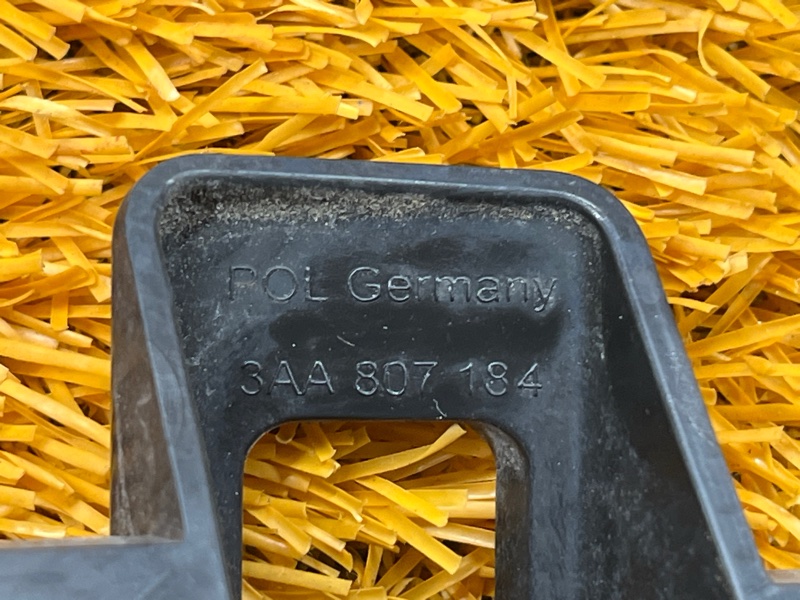 крепление бампера, 1000 рублей, Красноярск