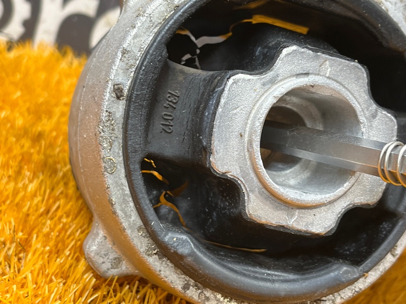 Балка поперечная (подрамник), 3000 рублей, Красноярск