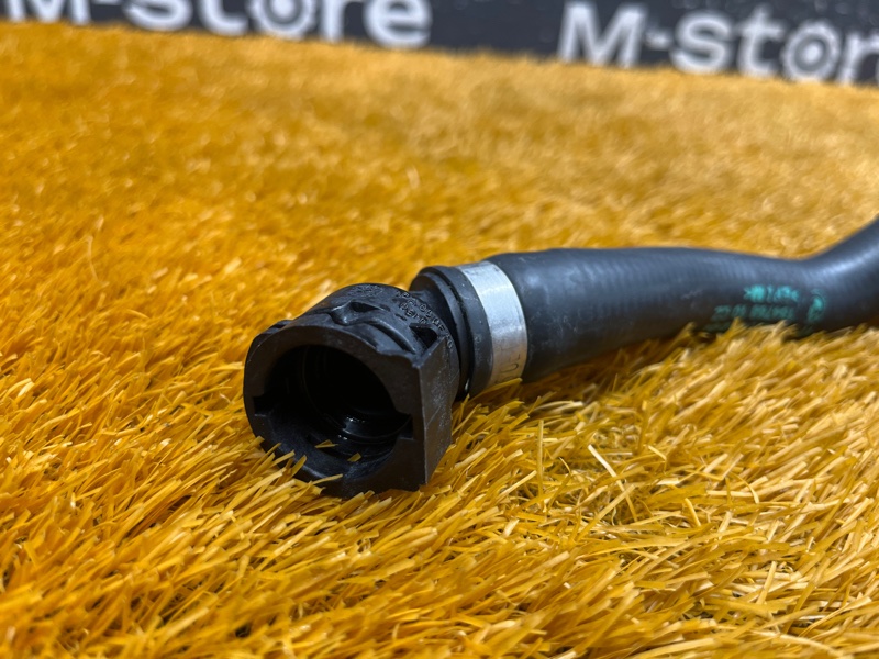 Патрубок системы охлаждения, 1000 рублей, Красноярск