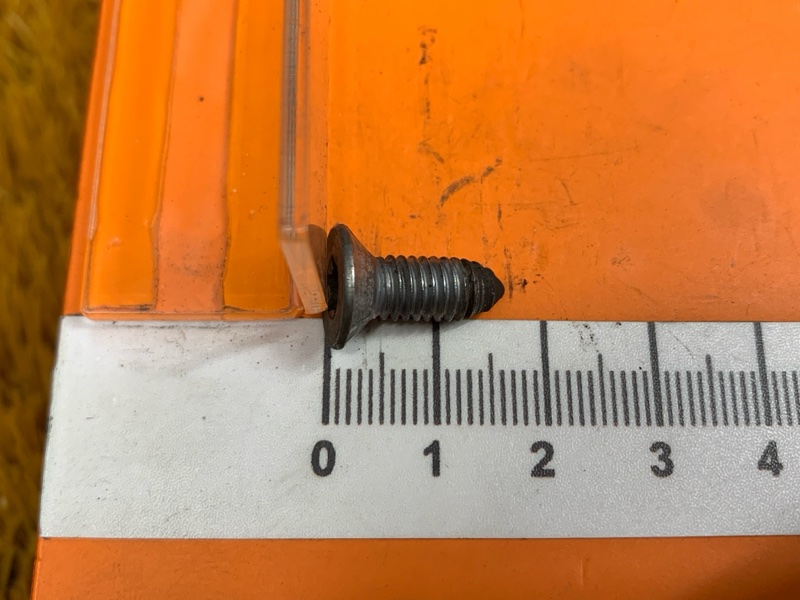 Болт тормозного диска, 100 рублей, Красноярск