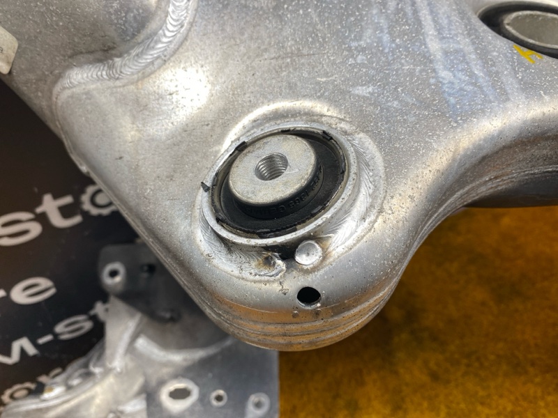 Балка поперечная (подрамник), 1700 рублей, Красноярск