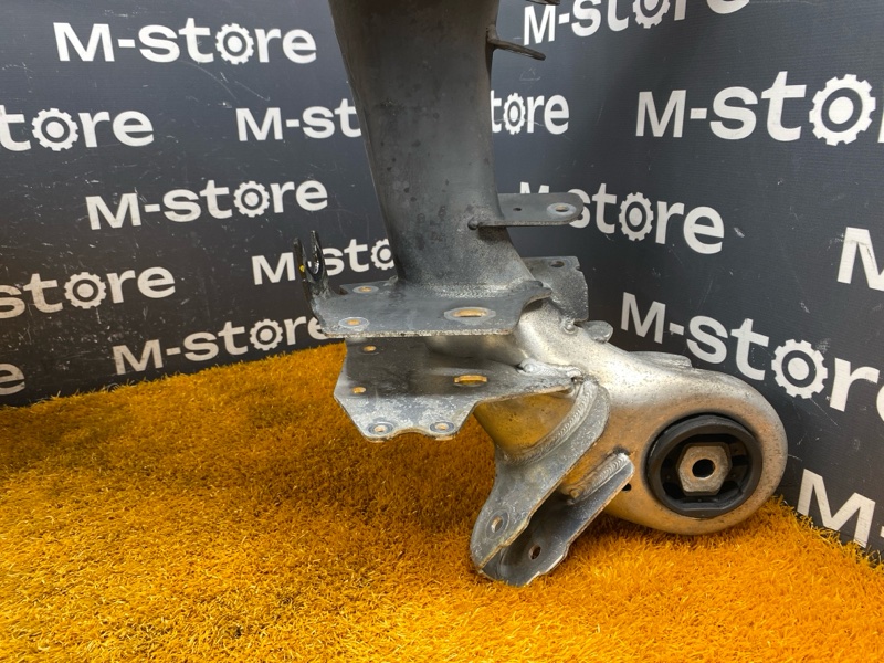 Балка поперечная (подрамник), 1700 рублей, Красноярск