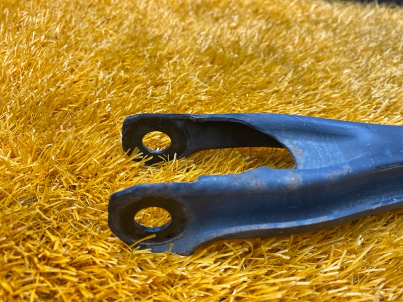 Рычаг подвески нижний, 1000 рублей, Красноярск