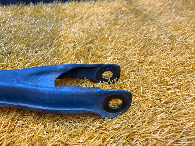 Рычаг подвески нижний, 1000 рублей, Красноярск