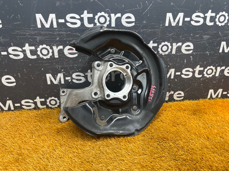 кулак поворотный, 2000 рублей, Красноярск