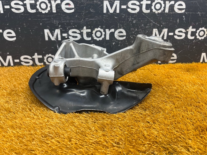 кулак поворотный, 2000 рублей, Красноярск