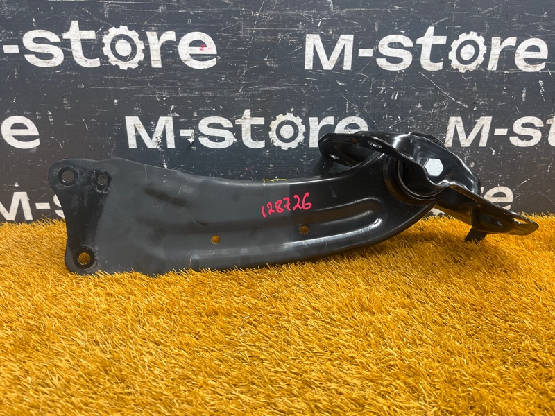 Рычаг подвески нижний, 1000 рублей, Красноярск