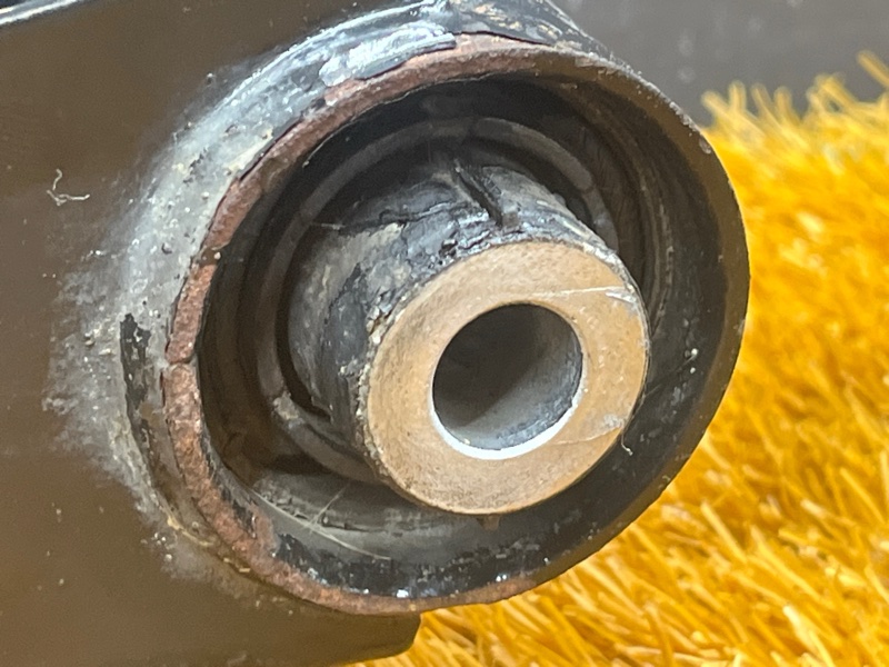 Рычаг подвески нижний, 1000 рублей, Красноярск