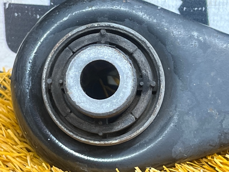 Рычаг подвески нижний, 1000 рублей, Красноярск