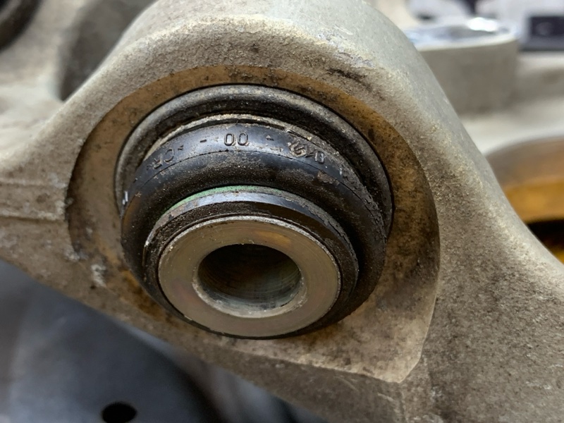 кулак поворотный, 1400 рублей, Красноярск