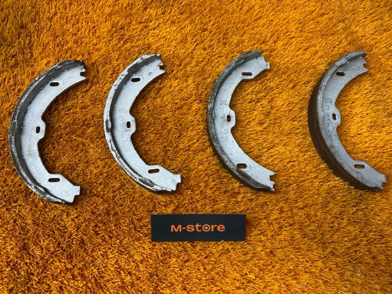 Колодки ручника, 1000 рублей, Красноярск