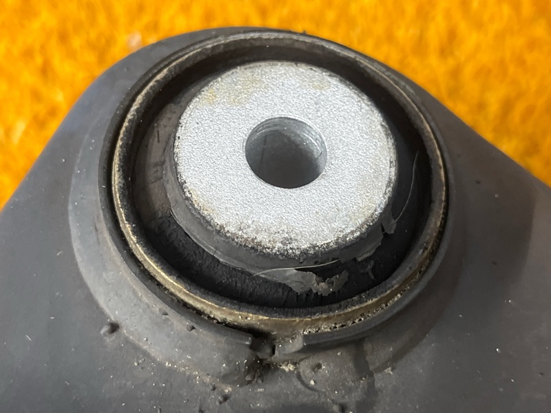 Балка поперечная (подрамник), 33000 рублей, Красноярск