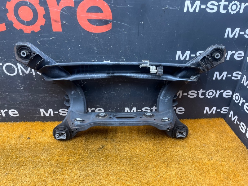 Балка поперечная (подрамник), 33000 рублей, Красноярск