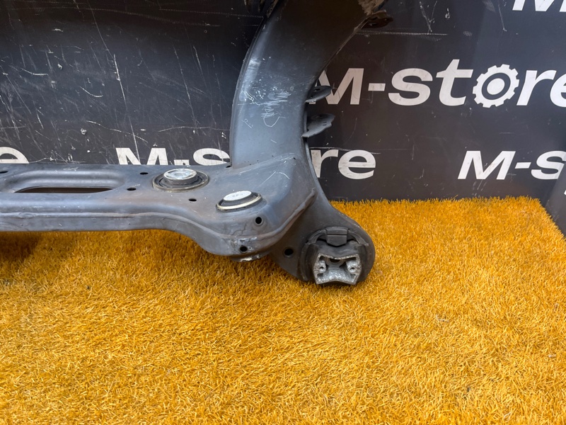 Балка поперечная (подрамник), 33000 рублей, Красноярск