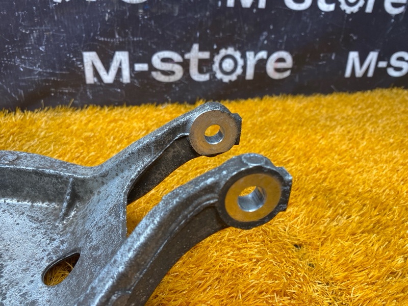 Рычаг подвески верхний, 500 рублей, Красноярск