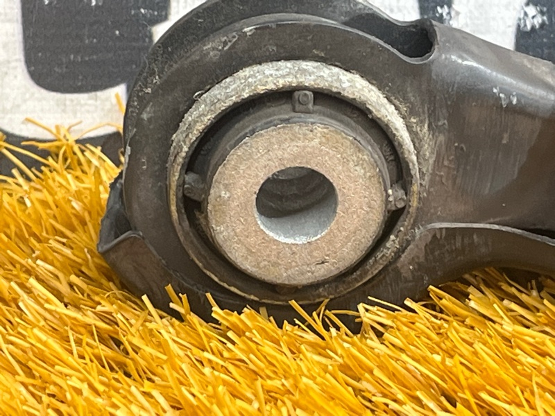 Рычаг подвески нижний, 1000 рублей, Красноярск