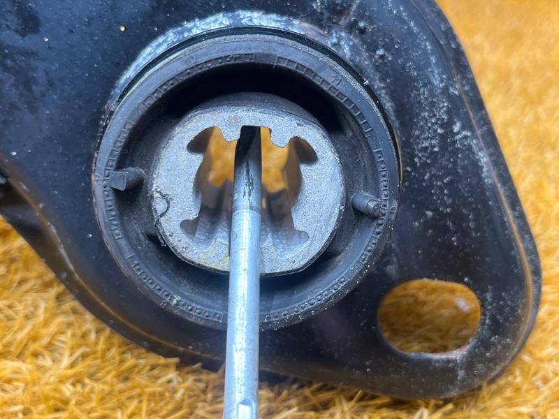 Балка поперечная (подрамник), 6000 рублей, Красноярск