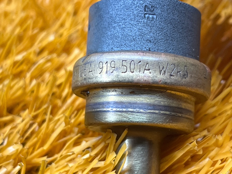 датчик температуры охлаждающей жидкости, 200 рублей, Красноярск