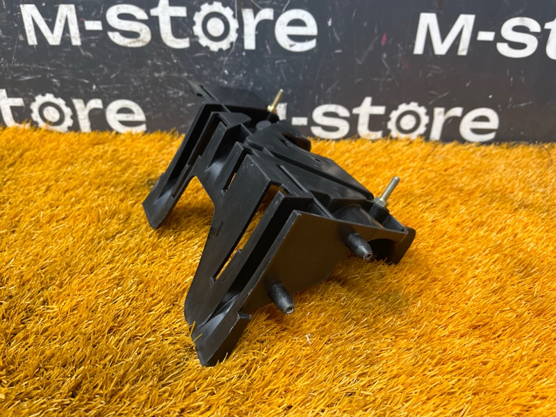 Кронштейн впускного коллектора, 300 рублей, Красноярск