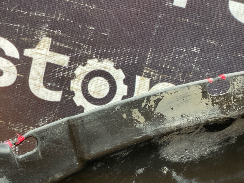 подкрылок, 300 рублей, Красноярск