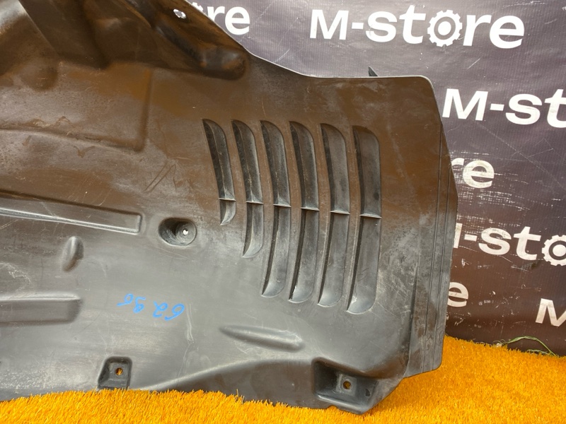 подкрылок, 4000 рублей, Красноярск