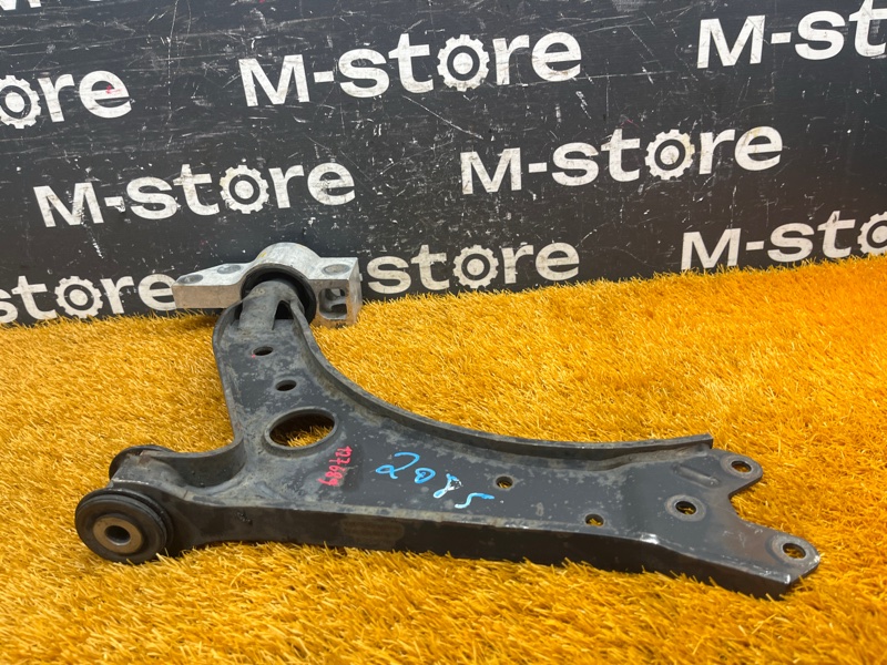 Рычаг подвески нижний, 2000 рублей, Красноярск