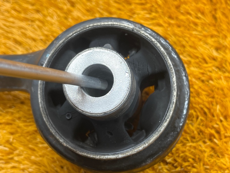 Рычаг подвески нижний, 1400 рублей, Красноярск