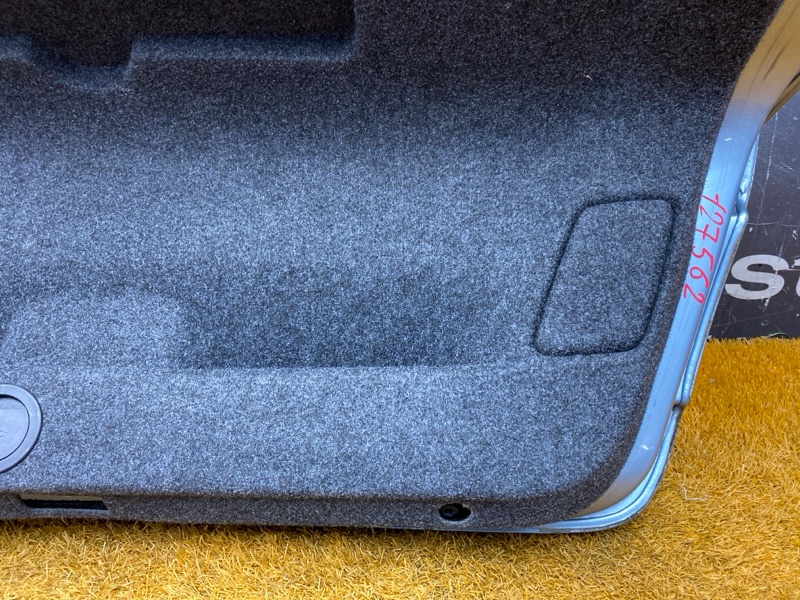 крышка багажника, 5000 рублей, Красноярск