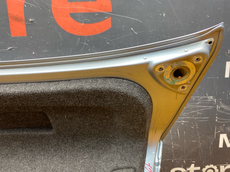 крышка багажника, 5000 рублей, Красноярск