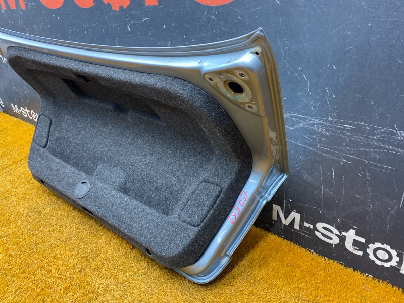 крышка багажника, 5000 рублей, Красноярск