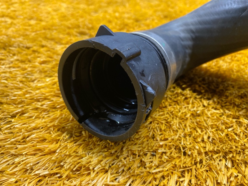 Патрубок радиатора нижний, 1500 рублей, Красноярск