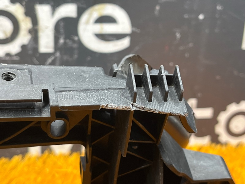 Кронштейн радиатора, 5000 рублей, Красноярск