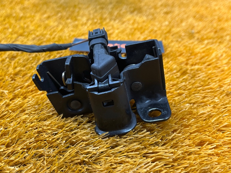 замок капота, 300 рублей, Красноярск