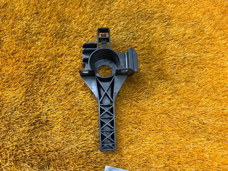 крепление радиатора, 3200 рублей, Красноярск