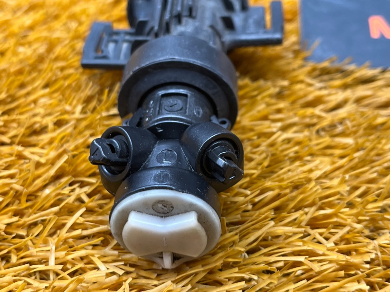 Форсунка омывателя фары, 2500 рублей, Красноярск