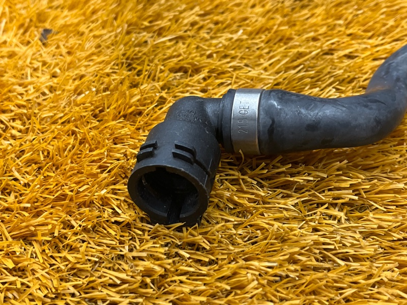 Патрубок системы охлаждения, 900 рублей, Красноярск