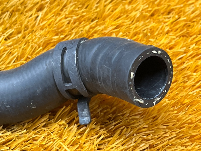 Патрубок системы охлаждения, 900 рублей, Красноярск