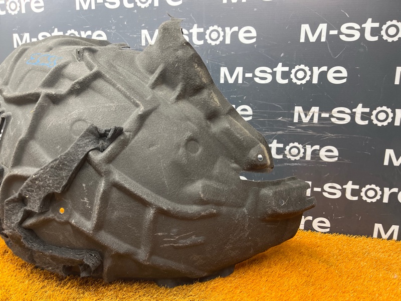 подкрылок, 9000 рублей, Красноярск