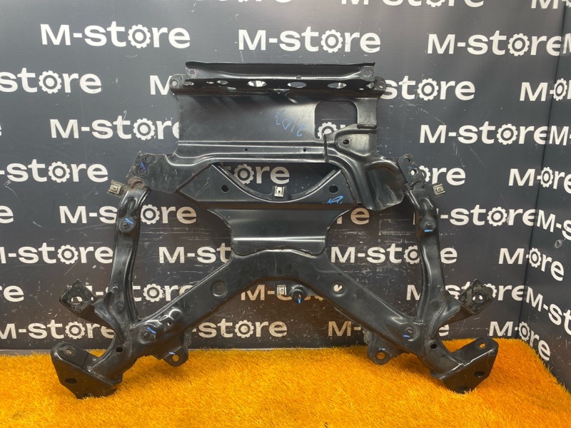 Балка поперечная (подрамник), 22000 рублей, Красноярск