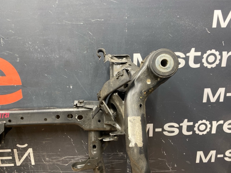 Балка поперечная (подрамник), 28000 рублей, Красноярск