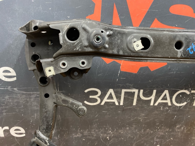 Балка поперечная (подрамник), 27000 рублей, Красноярск