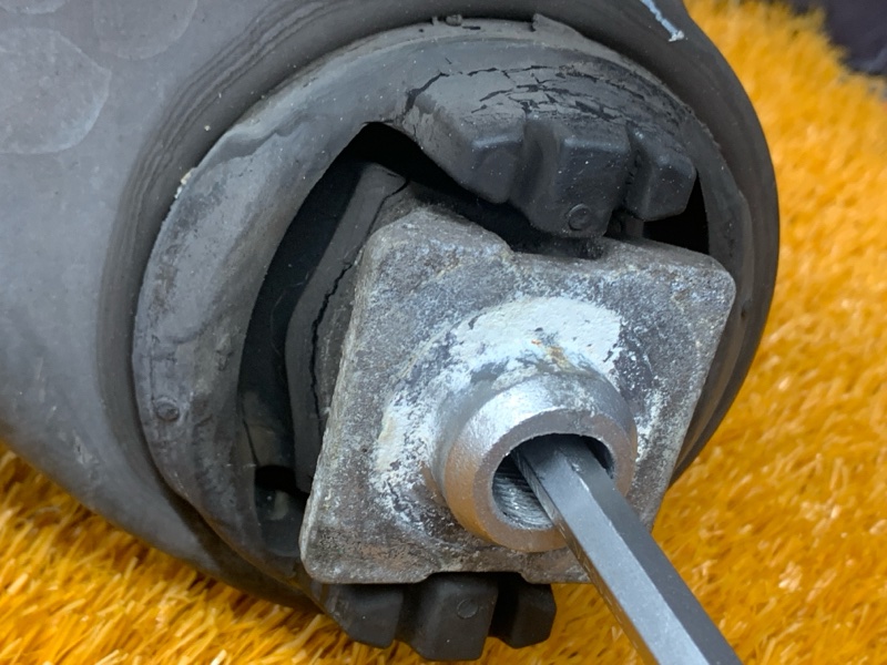 Балка поперечная (подрамник), 33000 рублей, Красноярск