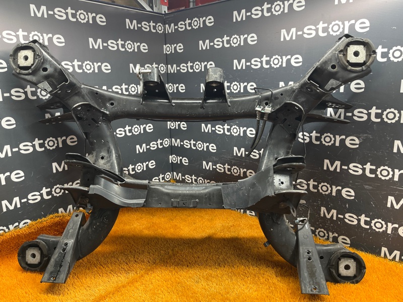 Балка поперечная (подрамник), 4000 рублей, Красноярск