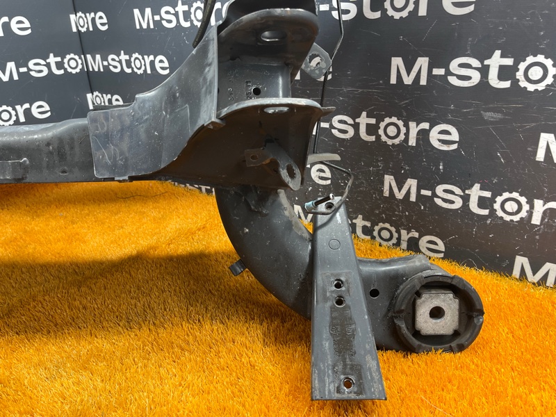 Балка поперечная (подрамник), 4000 рублей, Красноярск